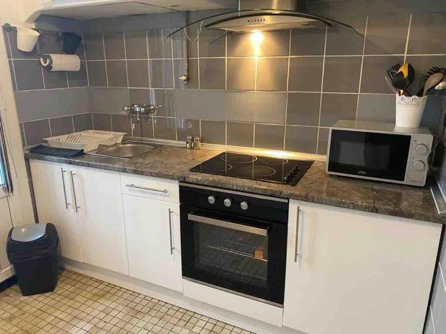 Appartement T4 A Deux Pas De La Gare St Charles Марсель Экстерьер фото